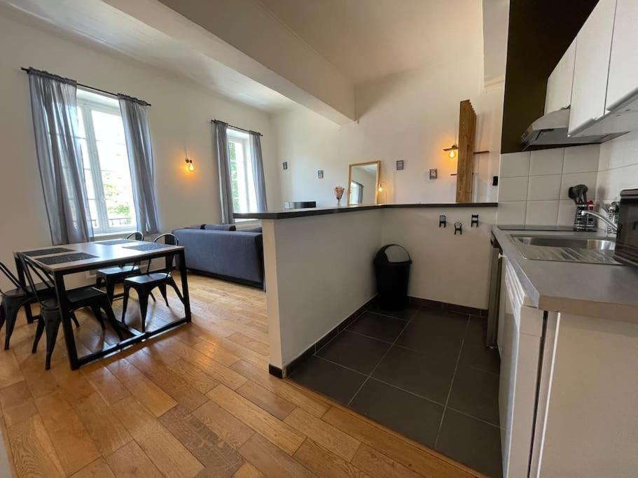 L'Appartement Tomey Avec Parking Carcassonne Buitenkant foto