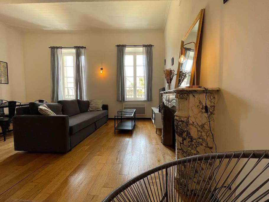 L'Appartement Tomey Avec Parking Carcassonne Buitenkant foto