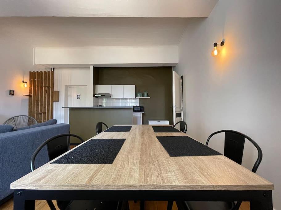 L'Appartement Tomey Avec Parking Carcassonne Buitenkant foto